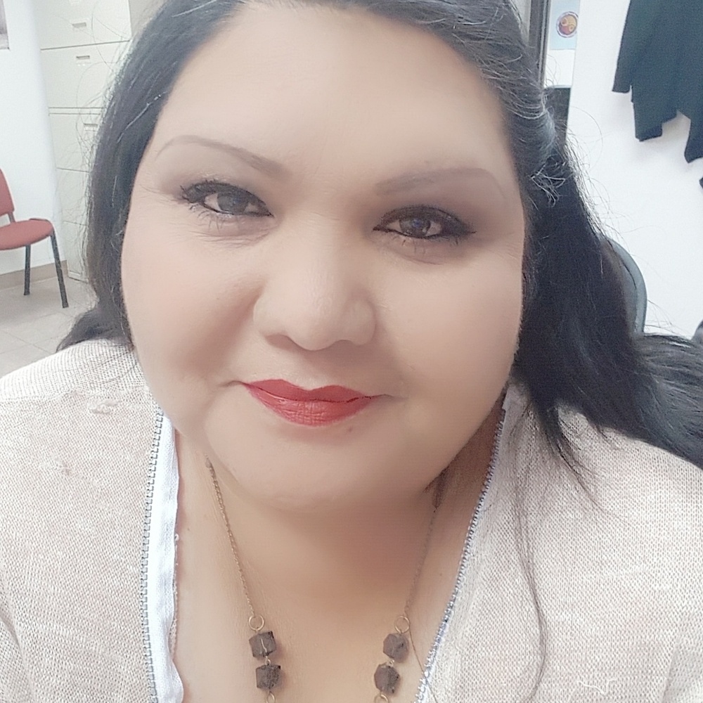 Meet your Posher, Laura